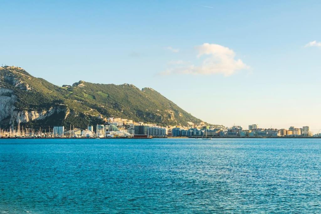Apartamento Exterior Algeciras -Hawkins Costa 2A Kültér fotó
